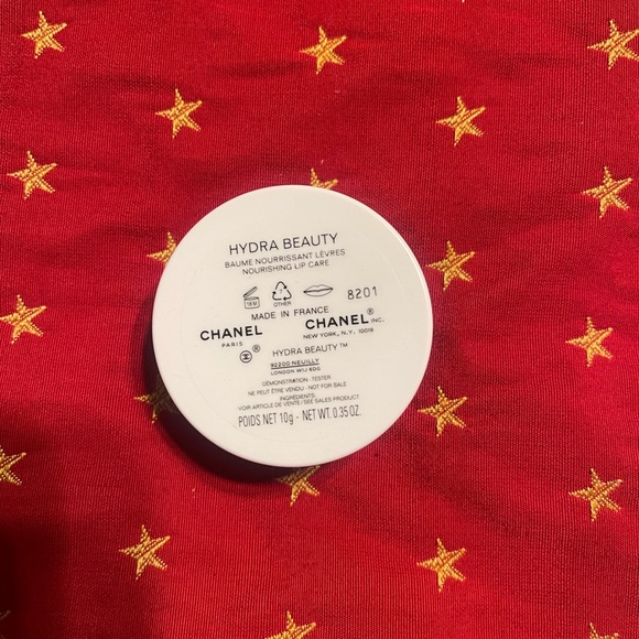 CHANEL Hydra Beauty Lip Care in White - Picture 1 of 2